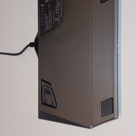 Alienware - AW568 Full-Size Gaming Keyboard - Picture 8 of 12